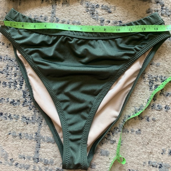 High Waisted Bikini Set - Picture 4 of 8